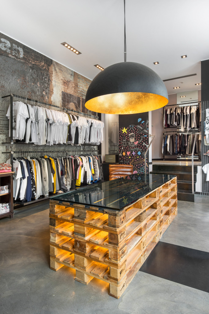 Urban abbigliamento hotsell